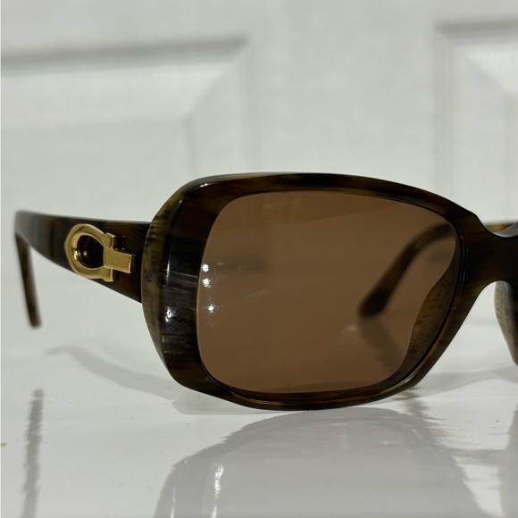 Vintage Cartier Sunglasses - Picture 6 of 17